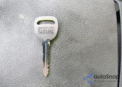 2005 Chevrolet Tahoe Z71 from USA, damaged, VIN 1GNEC13TX5R187346